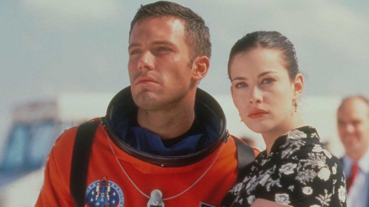 Ben Affleck and Liv Tyler standing together