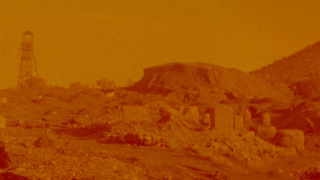 Desert in an orange haze