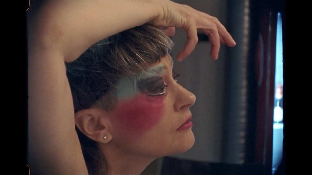 closeup of Peaches with heavy makeup