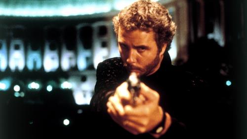 manhunter_1_thumb.jpg
